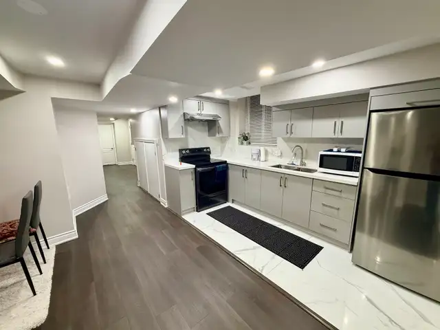 2 Bedroom Fully Furnished Legal Basement for Rent - Photo 5