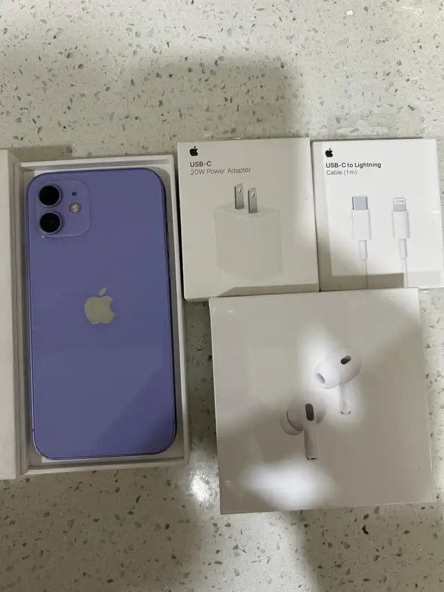 IPHONE 12 256GB Purple AIRPODS/CHARGER SET/DELIVERY
