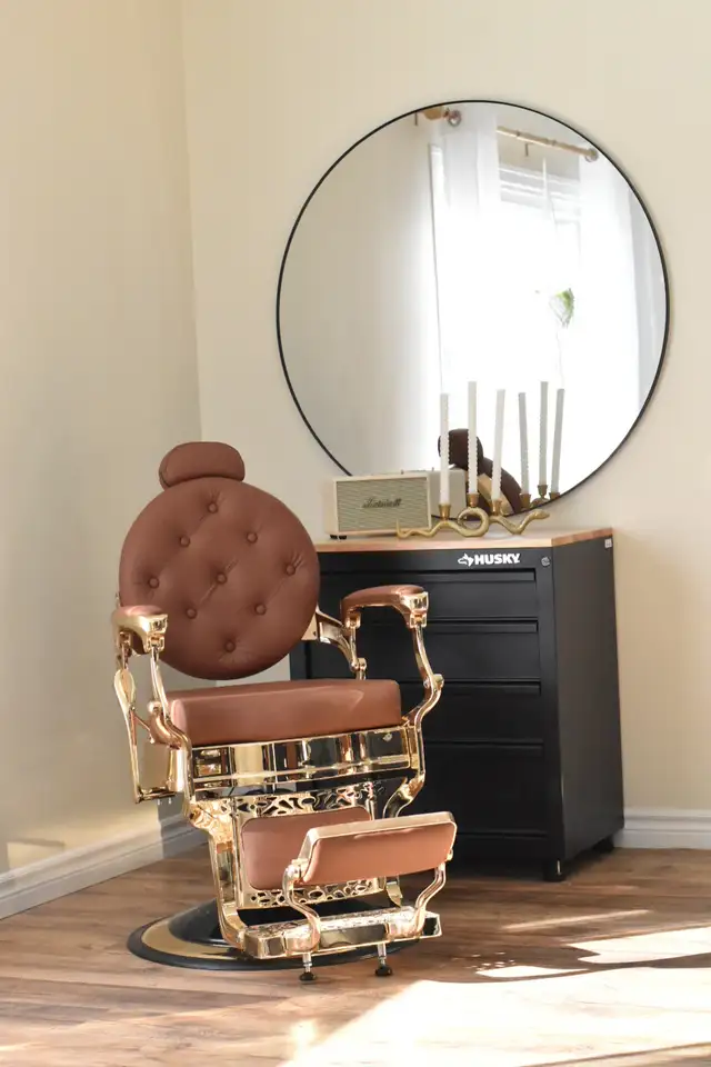 Hairstylist / Barber Wanted! - Photo 2