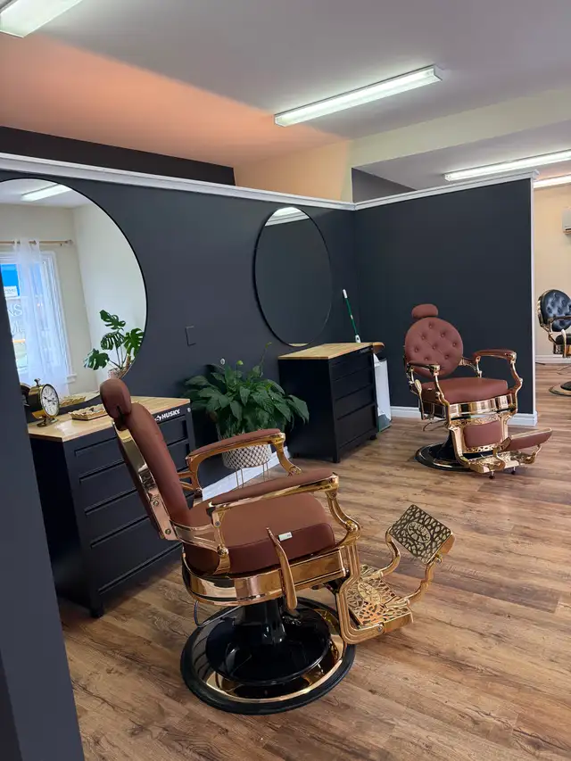 Hairstylist / Barber Wanted! - Photo 5