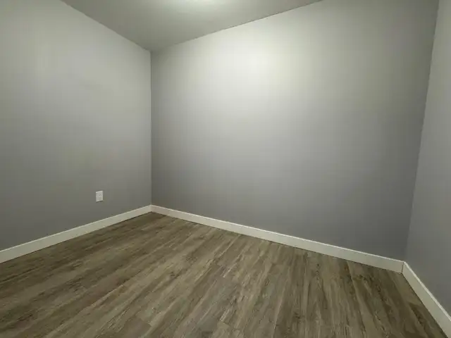 1-Bedroom Apartment Suites in St Vital - April 1st & May 1st - Photo 6