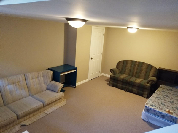 Room to share Wonderland/Sarnia May 01 - Photo 7