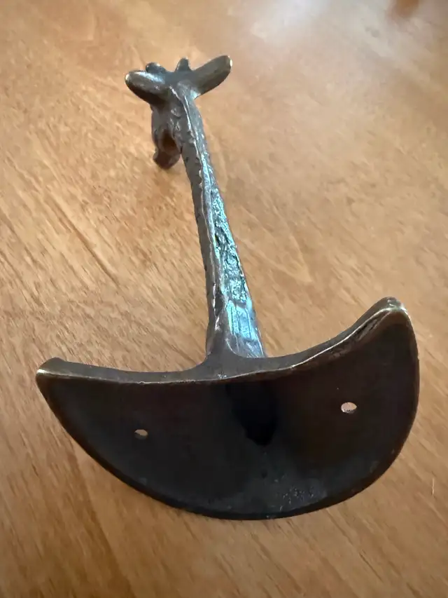 Giraffe Coat Hook - Photo 3
