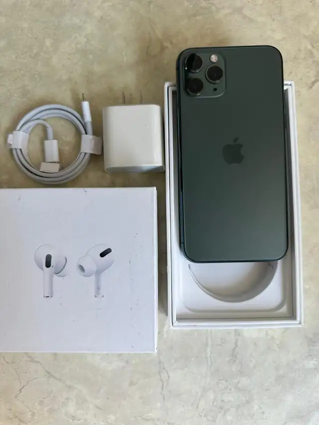 iPhone 11 pro 128GB AirPods/Charger Bundle/Delivery