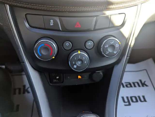 2019 Chevrolet Trax LT AWD WITH APPLE CARPLAY! - Photo 16