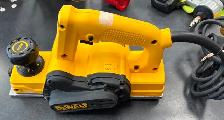 Dewalt Corded Thickness Planer in Case (Model: D26677 ) - Photo 2