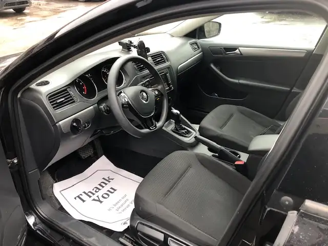 2015 Volkswagen Jetta Sedan only 93000km safety included - Photo 9