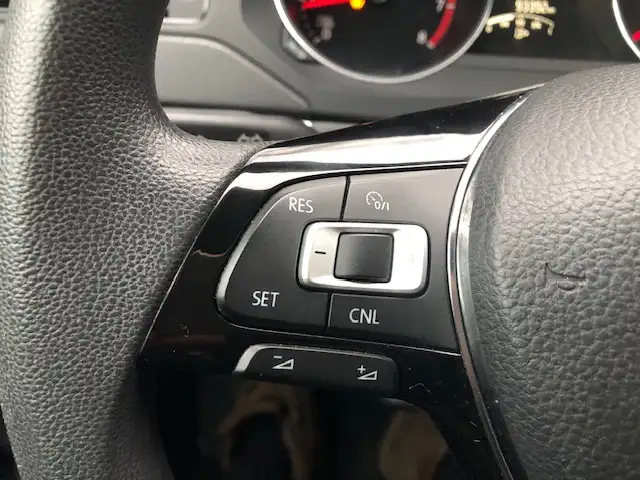 2015 Volkswagen Jetta Sedan only 93000km safety included - Photo 16