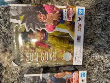 DBZ S h Figuarts mint never opened