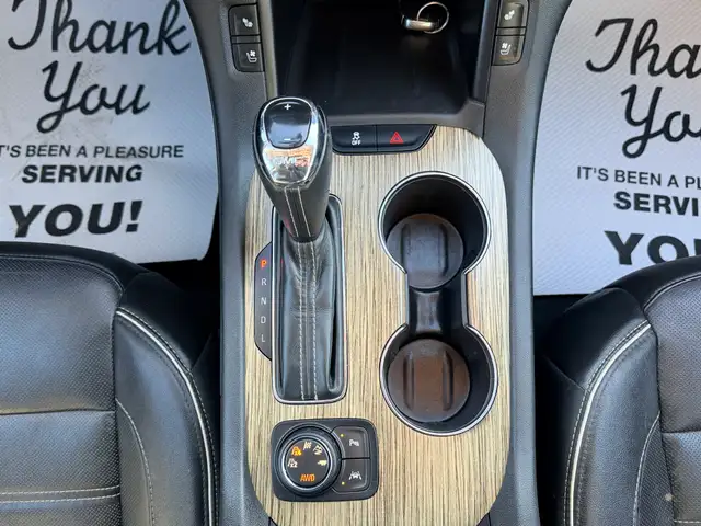 2017 GMC Acadia Denali 6 Passenger - Photo 22