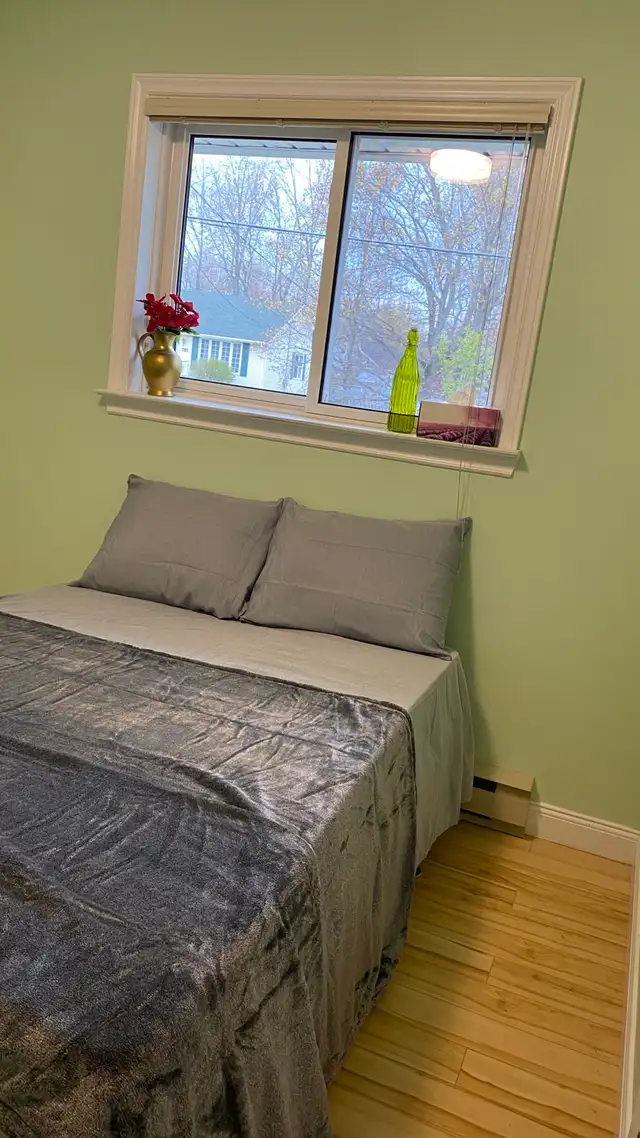 cozy room for rent northside