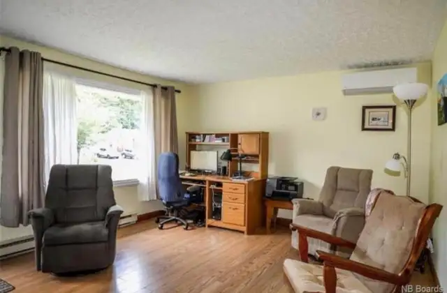 cozy room for rent northside - Photo 3