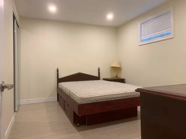 Basement room for rent Scarborough - Photo 4