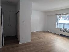 Large Studio, Great Building, Close To All