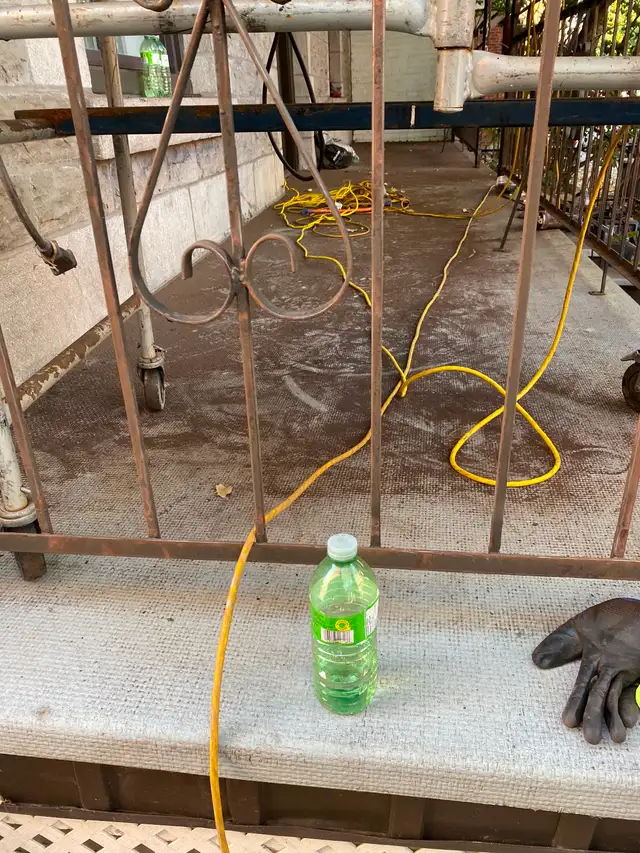 Recherche    homme à tout faire    Sans outils. - Photo 4