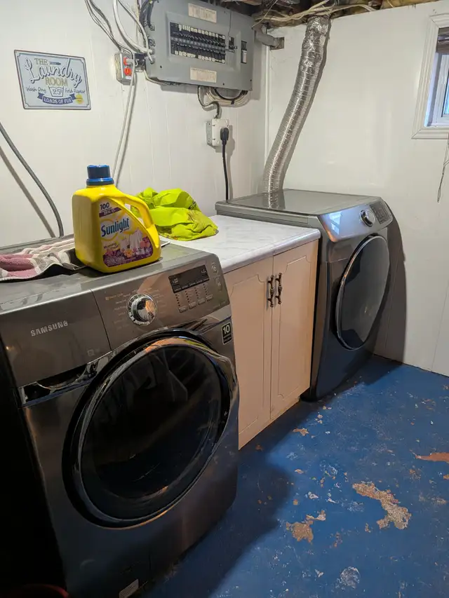 Room for rent. Downtown Oshawa $800 - Photo 6