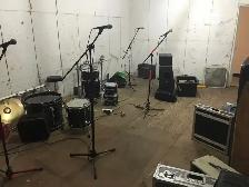 $660.00 / month BAND PRACTICE ROOM OR STORAGE - Photo 2