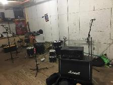 $660.00 / month BAND PRACTICE ROOM OR STORAGE - Photo 3