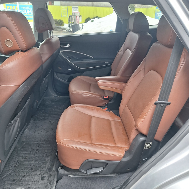 2016 Hyundai Santa Fe XL Limited 4WD, 3.3L 6cyl, No Accidents, 1 - Photo 17