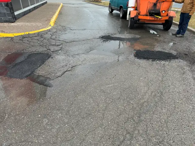 Asphalt Repair - Photo 3