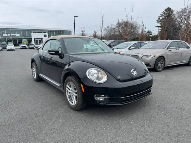 2014 Volkswagen Beetle Convertible Highline | Intérieur beige | - Photo 4