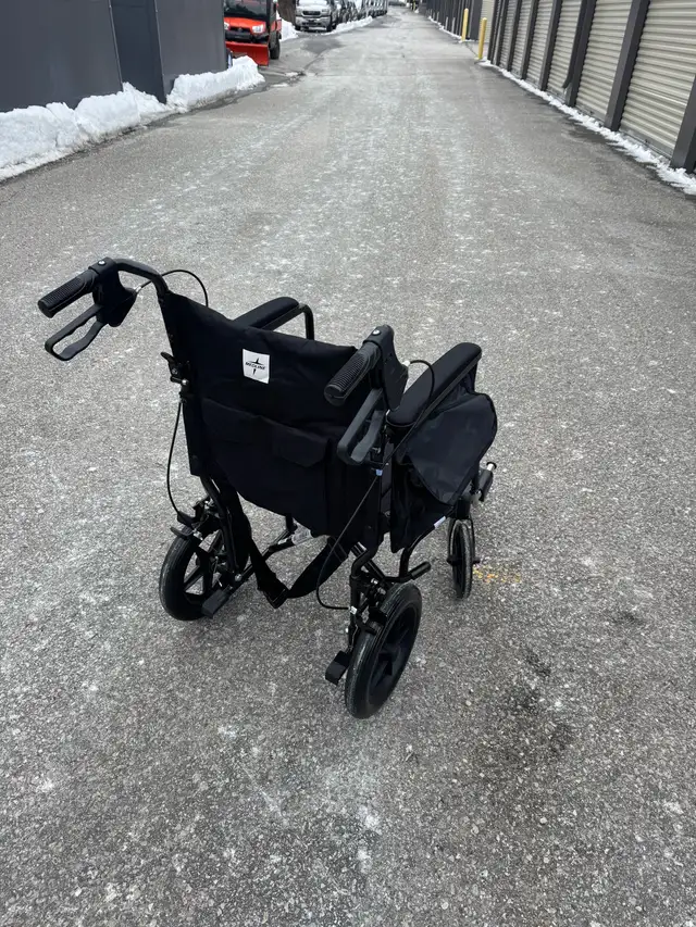 MEDLINE TRANSPORT CHAIR DELIVERY INCLUDED - Photo 3