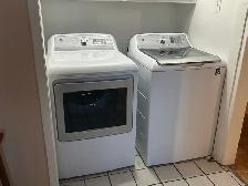 Ensemble laveuse-sécheuse