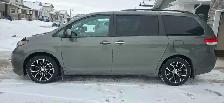 2011 Toyota Sienna AWD Limited - Photo 4