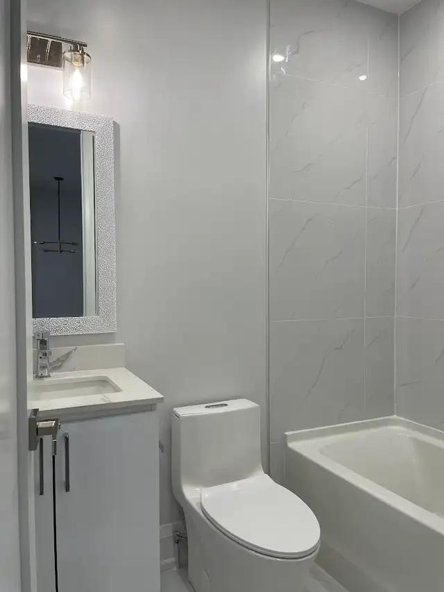 3 Bedroom 2 Washroom Lower Unit for Rent-$2599 Utilities - Photo 9