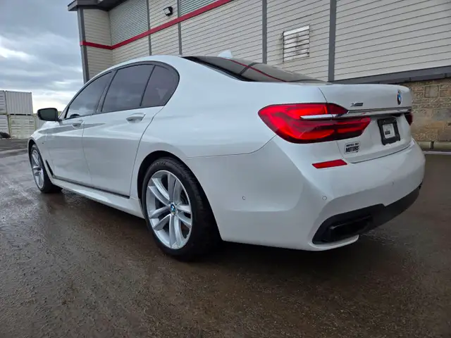 2016 BMW 7 Series 750i xDrive / M Package     / FULL LOAD Cuir N - Photo 6