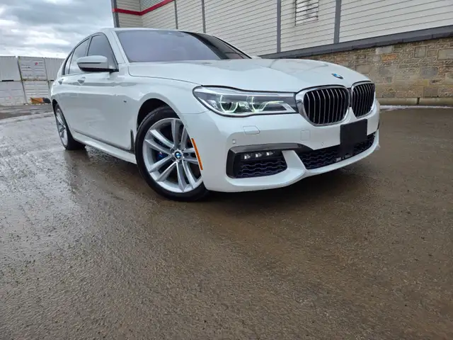 2016 BMW 7 Series 750i xDrive / M Package     / FULL LOAD Cuir N - Photo 13