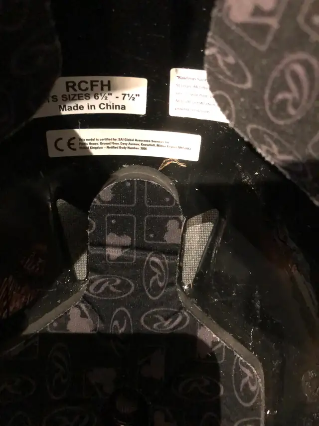 rawlings baseball helmet Like New fits 6&1/2-7&1/2 $25 black - Photo 3