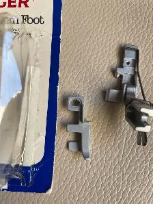 Singer Ultra Hem Sewing Machine Attachment - Photo 2