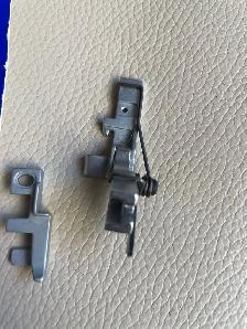 Singer Ultra Hem Sewing Machine Attachment - Photo 3