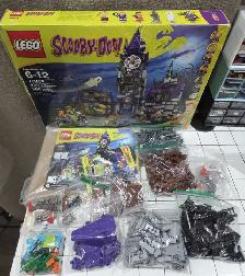 100% Complete Lego Scooby Doo 75904 Mystery Mansion