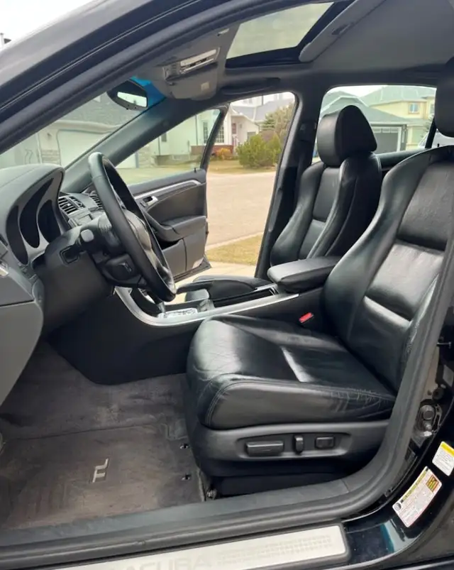 2004 Acura TL - Photo 3