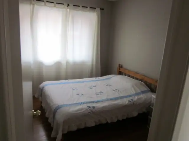 Bungalow Upper Floor for Rent:$2,500 - Photo 5