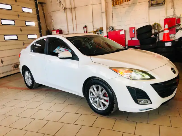 2010 MAZDA 3 GT 2.5/ JAMAIS ACCIDENTÉ/ TOIT/ XÉNON/SIÈGE CHAUFF/