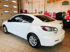 2010 MAZDA 3 GT 2.5/ JAMAIS ACCIDENTÉ/ TOIT/ XÉNON/SIÈGE CHAUFF/ - Photo 4