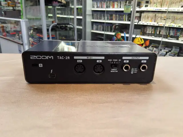 ZOOM TAC-2R Thunderbolt Audio Converter Interface - Photo 2