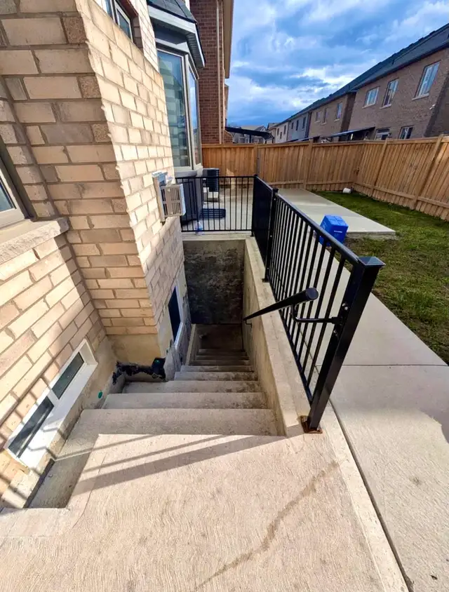 2 Bedroom 1 - Photo 2