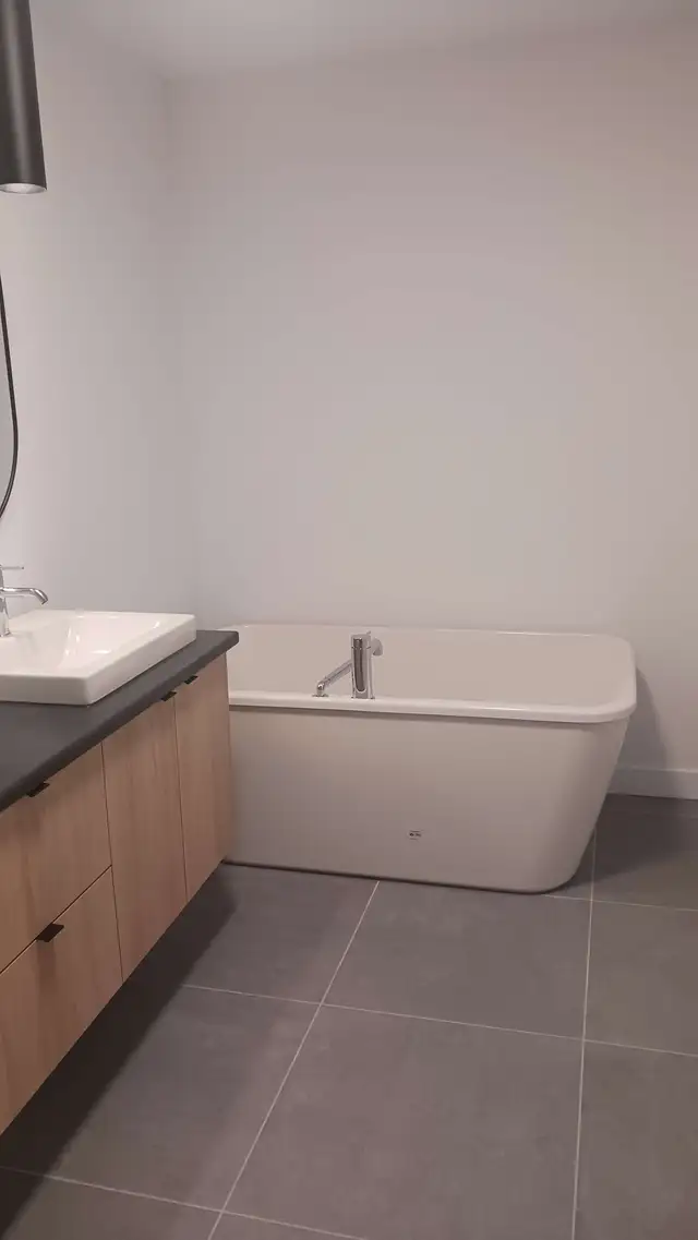 Beau 4 1/2 neuf- construction 2025- à louer dans le secteur de V - Photo 6