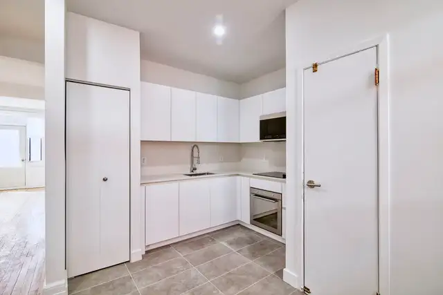 spacious 1 bedroom apartment, NDG, May 1st - ID 2490 - Photo 4