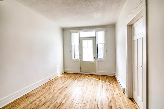 spacious 1 bedroom apartment, NDG, May 1st - ID 2490 - Photo 9