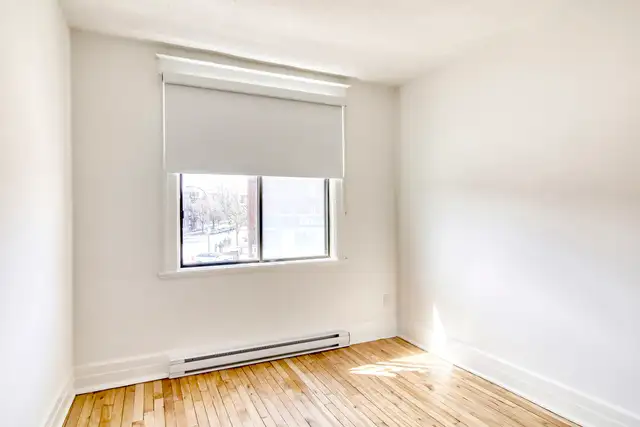 spacious 1 bedroom apartment, NDG, May 1st - ID 2490 - Photo 11