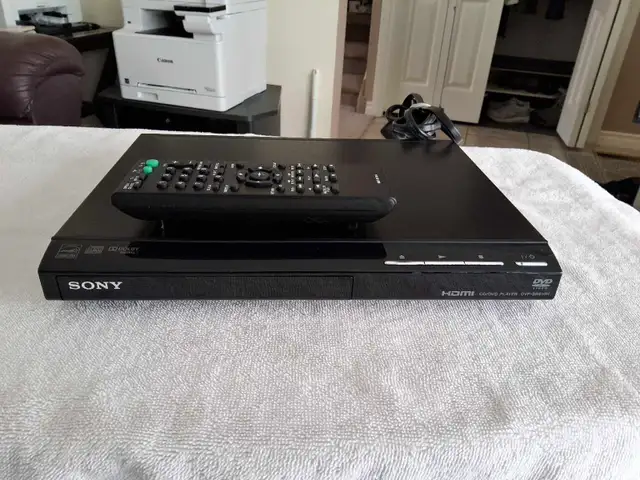 Sony DVP-SR510H DVD Player