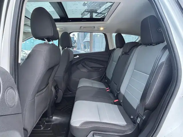 2014 Ford Escape 4WD 4dr SE - Photo 12