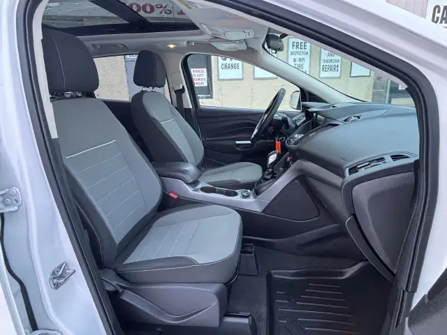 2014 Ford Escape 4WD 4dr SE - Photo 15