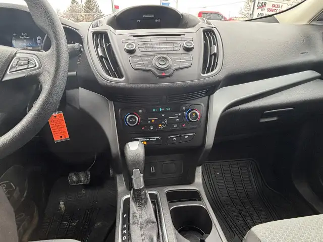 2017 Ford Escape - Photo 6