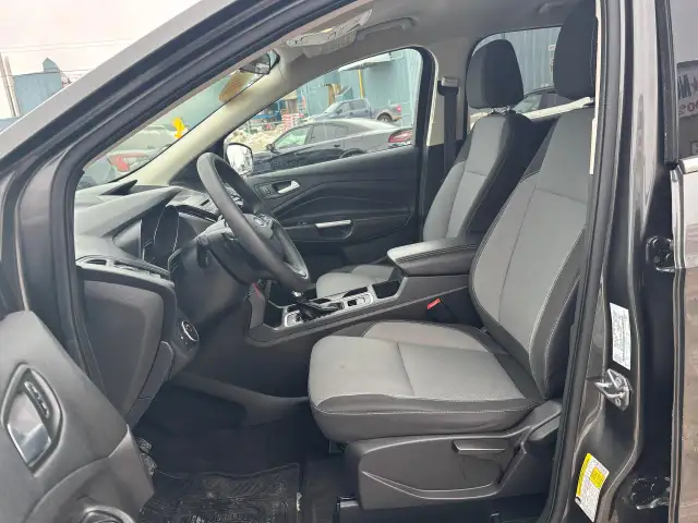 2017 Ford Escape - Photo 7
